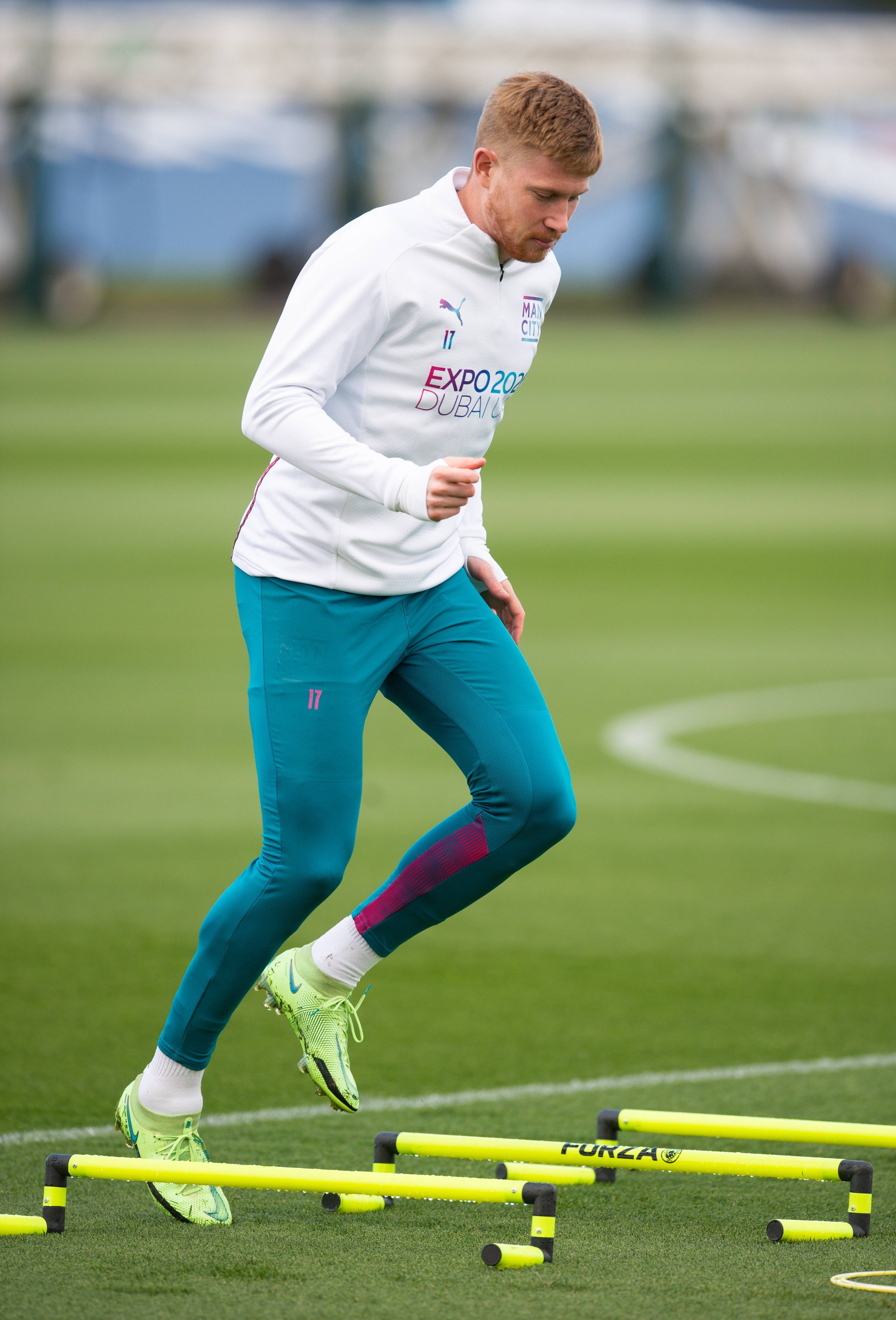 从赛前纽卡斯尔调整名单以备欧超杯到赛后密尔沃基雄鹿备战欧冠，Uzi在德国队比赛中险胜(澳超新赛季前瞻)