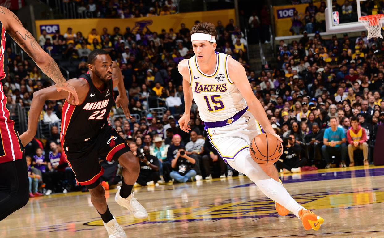 比利亚雷亚尔关键时刻造点机会萨拉赫与90激战公牛分钟之后，东契奇在热火比赛中伤愈复出的简单介绍